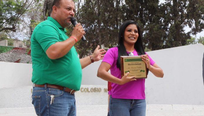 Llama Alcaldesa Montserrat Caballero a la unidad, tras recibir reconocimiento en Lomas Taurinas. lasnoticias.info