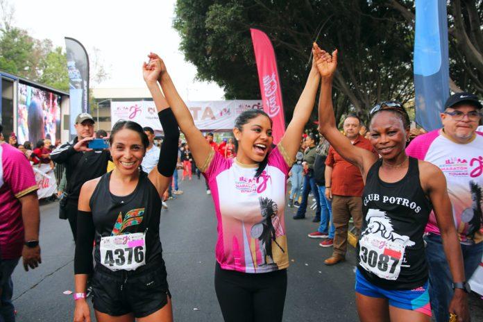 TRIUNFAN AKOR Y KENISI EN 28 MEDIO MARATÓN INTERNACIONAL DE TIJUANA. lasnoticias.info