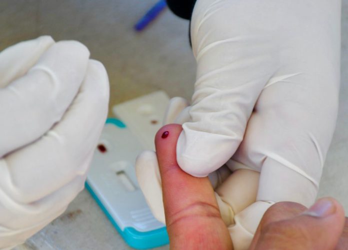 OFRECE JURISDICCIÓN DE SALUD MEXICALI PRUEBAS RÁPIDA DE VIH, SÍFILIS Y HEPATITIS C GRATIS EN PLAZA COMERCIAL. lasnoticias.info