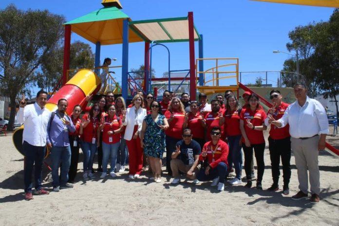Inauguran Araceli Brown y Mavis Olmeda, el Área Infantil y Cancha de Usos Múltiples en el Parque Lineal de la Ampliación Lucio Blanco. lasnoticias.info