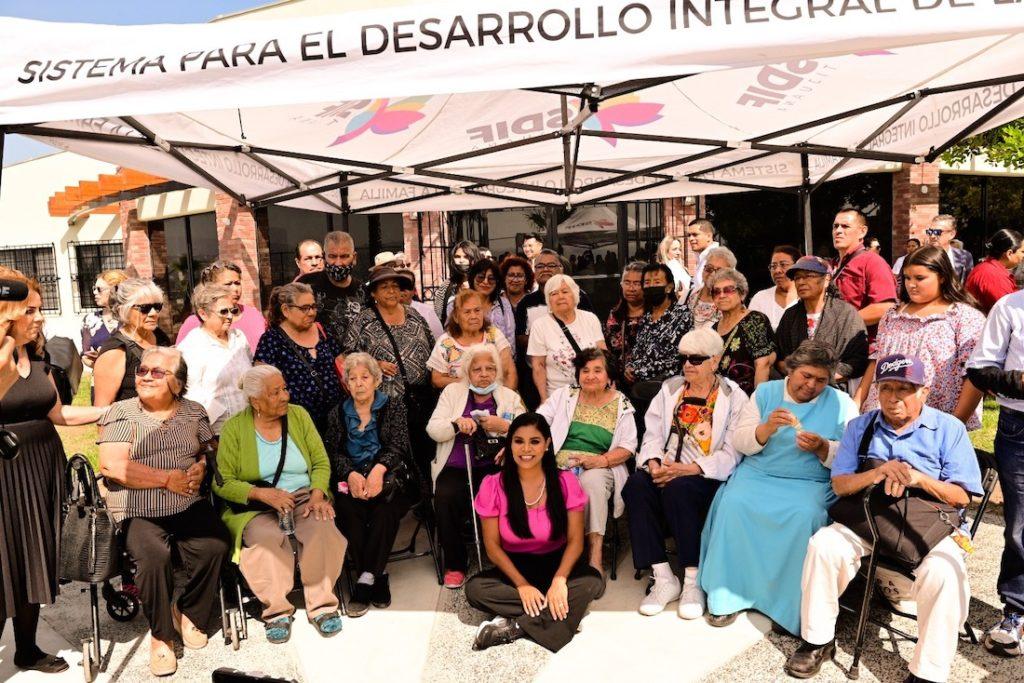 REAPERTURA ALCALDESA MONTSERRAT CABALLERO CASA DEL ABUELO. lasnoticias.info