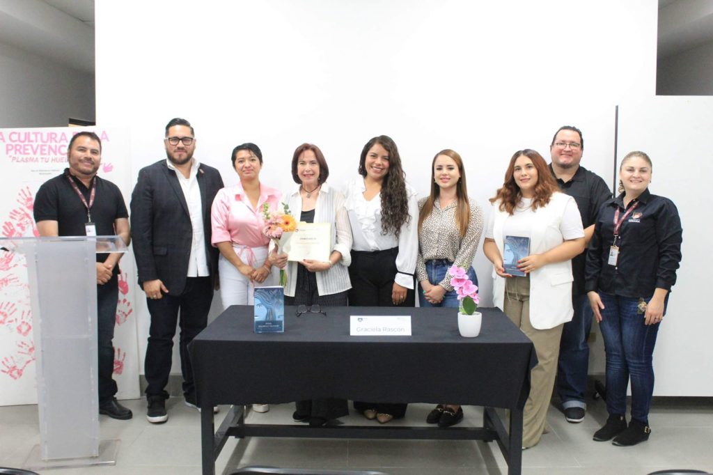 AUTORA SORDA HABLANTE PRESENTÓ EN IMAC TIJUANA EJEMPLAR "SEÑAS, PALABRAS Y SILENCIO", DESAFÍOS. lasnoticias.info