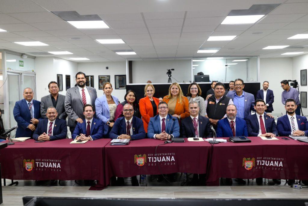 PRESENTÓ SDTUA GLOSA DEL SEGUNDO INFORME DE GOBIERNO ANTE REGIDORES. lasnoticias.info