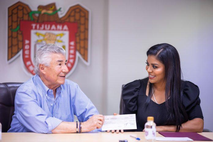 ALCALDESA MONTSERRAT CABALLERO ENTREGÓ DONATIVO A FUNDACIÓN CASTRO-LIMÓN. lasnoticias.info