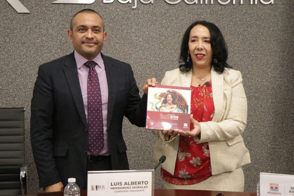 Entrega Araceli Brown al Instituto Estatal Electoral resultados del Informe Dos. lasnoticias.info