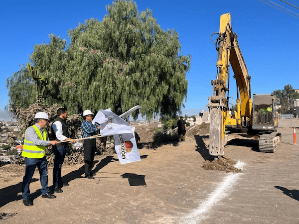 INTRODUCE CESPT ALCANTARILLADO SANITARIO EN LA COLONIA COLINAS DEL SOL EN PLAYAS DE ROSARITO. lasnoticias.info