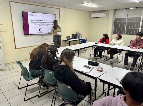 CAPACITA COEPRIS BC A ESTUDIANTES DE LA CARRERA TÉCNICA DE GASTRONOMÍA EN CONALEP EN MARCO REGULATORIO PARA ABRIR UN ESTABLECIMIENTO. lasnoticias.info