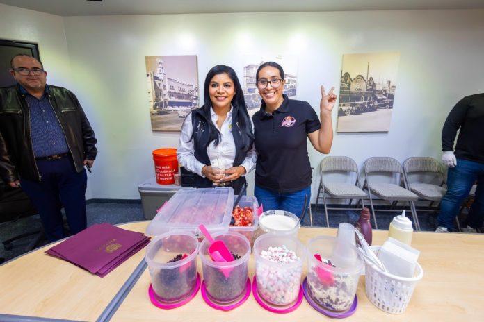 CON ENTREGA DE PERMISOS, REITERA ALCALDESA MONTSERRAT CABALLERO SU COMPROMISO CON EL SECTOR TRABAJADOR DE TIJUANA. lasnoticias.info