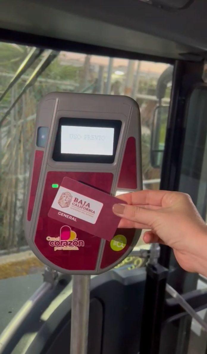 INVITA IMOS A USUARIAS Y USUARIOS DE TRANSPORTE DE CORREDOR AGUA CALIENTE A ACUDIR POR SU TARJETA DE PREPAGO. lasnoticias.info