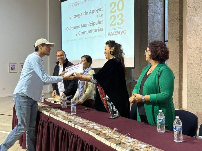 ENTREGA SECRETARÍA DE CULTURA ESTÍMULOS ECONÓMICOS A PROYECTOS DE CULTURAS MUNICIPALES Y COMUNITARIAS. lasnoticias.info ENTREGA SECRETARÍA DE CULTURA ESTÍMULOS ECONÓMICOS A PROYECTOS DE CULTURAS MUNICIPALES Y COMUNITARIAS. lasnoticias.info
