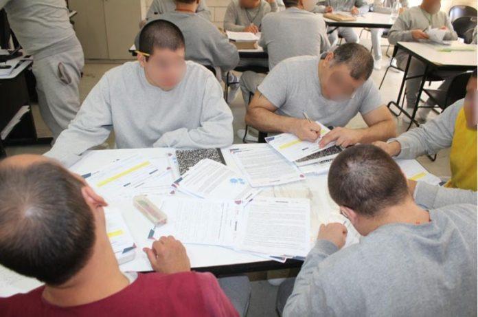 CONCLUYEN CUATRIMESTRE DE ESTUDIOS DE LICENCIATURA PERSONAS PRIVADAS DE LA LIBERTAD DEL CENTRO PENITENCIARIO DE MEXICALI. lasnoticias.info CONCLUYEN CUATRIMESTRE DE ESTUDIOS DE LICENCIATURA PERSONAS PRIVADAS DE LA LIBERTAD DEL CENTRO PENITENCIARIO DE MEXICALI. lasnoticias.info