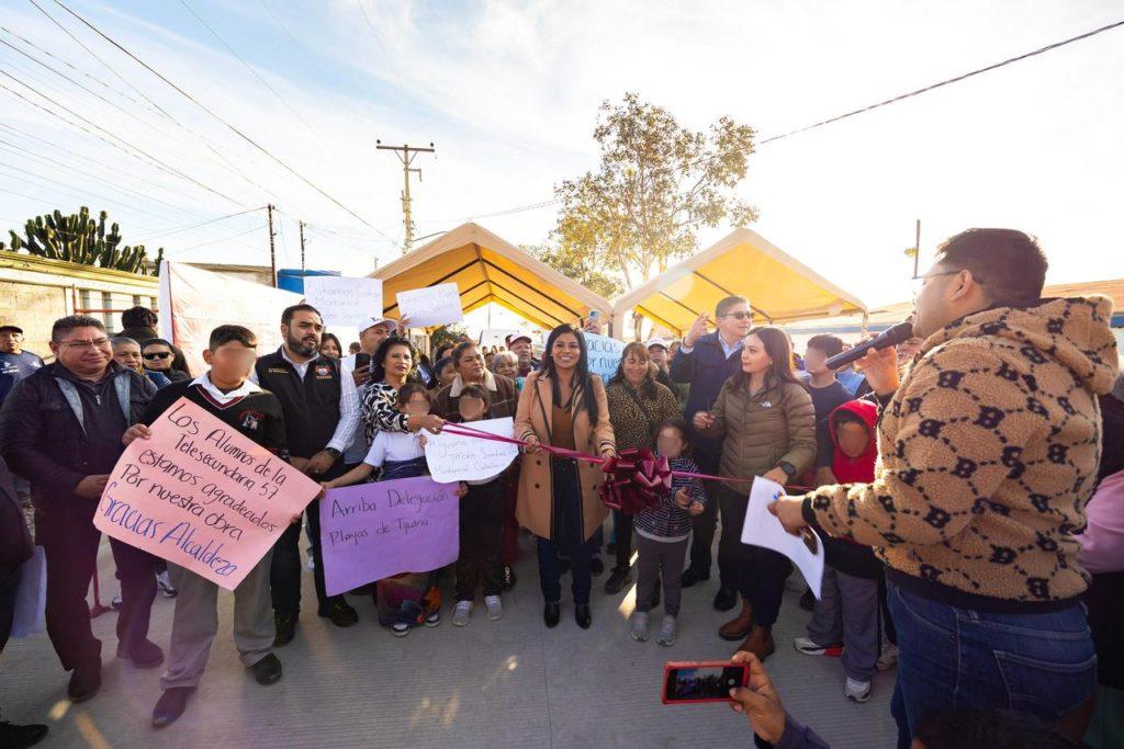 INAUGURA ALCALDESA MONTSERRAT CABALLERO PAVIMENTACIÓN EN COLONIA LAS CUMBRES. lasnoticias.info