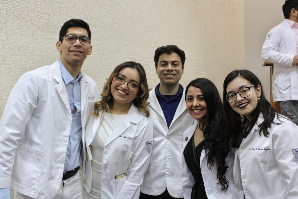 EGRESAN 28 MÉDICOS INTERNOS DEL HOSPITAL GENERAL DE MEXICALI. lasnoticias.info