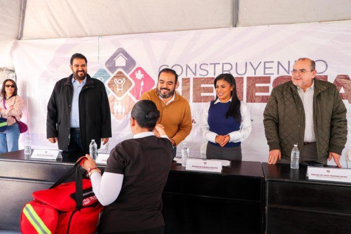 MONTSERRAT CABALLERO ENTREGÓ KITS DE INSUMOS A EMPRENDEDORES. lasnoticias.info