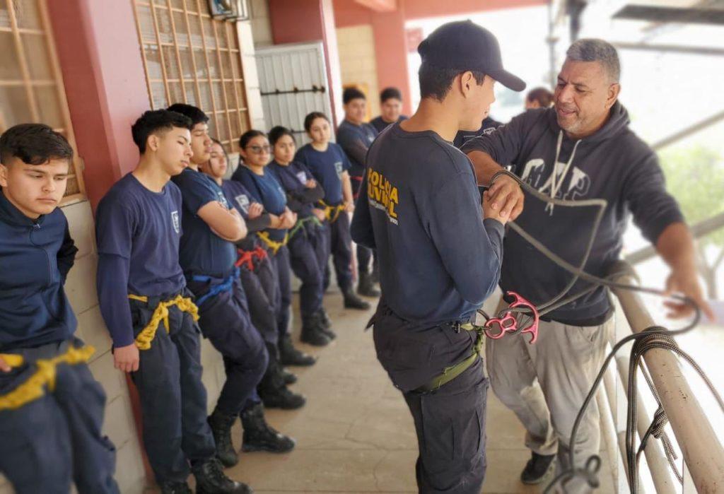 MÁS DE MIL NIÑOS Y JÓVENES, LEJOS DE LA DELINCUENCIA CON LA POLICÍA JUVENIL DE TIJUANA. lasnoticias.info