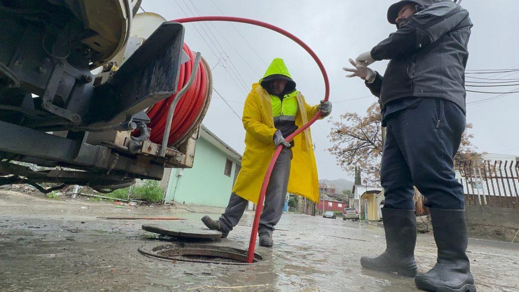 ATIENDE CESPTE MÁS DE 15 REPORTES DURANTE LLUVIAS RELACIONADOS CON AGUA POTABLE Y ALCANTARILLADO SANITARIO. lasnoticias.info