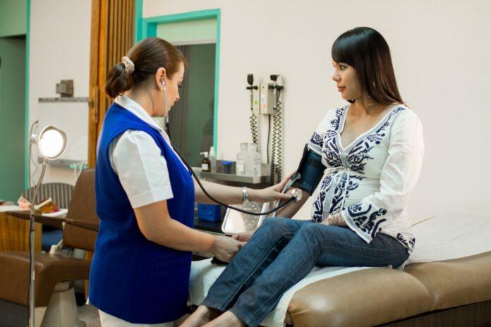RECOMIENDA ISSSTECALI A MAMÁS PRIMERIZAS BUSCAR ATENCIÓN MÉDICA PARA CUIDAR Y ATENDER LA SALUD MENTAL. lasnoticias.info