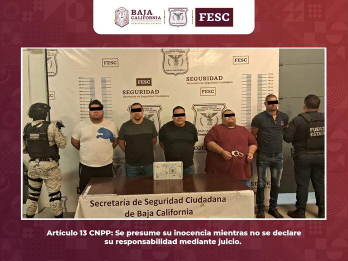 DETIENE FUERZA ESTATAL A CINCO HOMBRES EN TIJUANA; SE LES DECOMISÓ UN ARMA DE FUEGO. lasnoticias.info