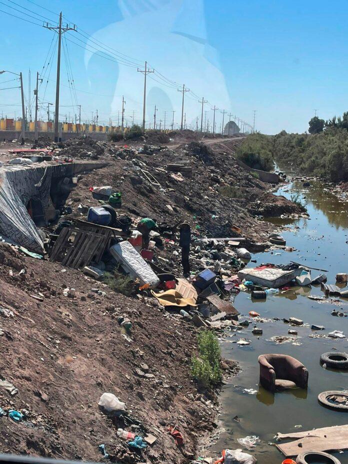 REALIZA CESPM LIMPIEZA Y DESAZOLVE DE DRENES Y SISTEMAS SANITARIOS EN LA ZONA SUR DE MEXICALI. lasnoticias.info