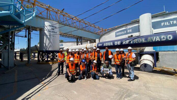ALUMNOS DE FOTOPERIODISMO DE LA UABC VISITAN PLANTA POTABILIZADORA PARA CONOCER PROCESOS DE TRATAMIENTO DEL AGUA. lasnoticias.info
