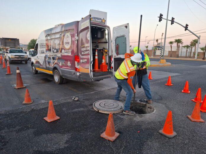 LLEVA A CABO CESPM TRABAJOS DE MANTENIMIENTO EN SISTEMA DE DRENAJE PLUVIAL EN CALZADA GÓMEZ MORÍN. lasnoticias.info