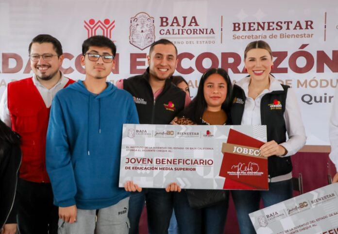 INVITA GOBERNADORA MARINA DEL PILAR A LAS Y LOS JÓVENES A RECIBIR SU BECA JOBEC Y CONTINUAR CON SUS ESTUDIOS EN BAJA CALIFORNIA. lasnoticias.info