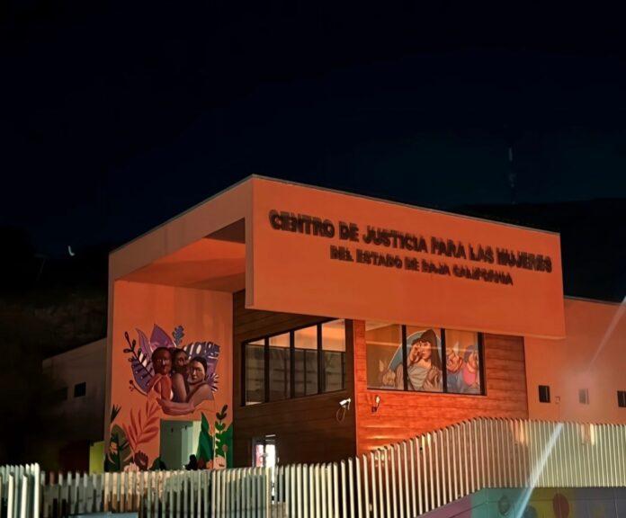 ILUMINA CEJUM SU EDIFICIO EN NARANJA PARA CONMEMORAR EL DÍA INTERNACIONAL DE LA ELIMINACIÓN DE LA VIOLENCIA CONTRA LA MUJER. lasnoticias.info