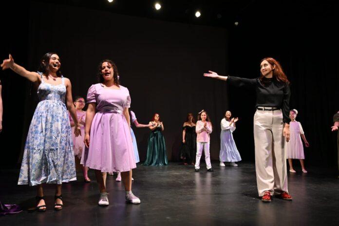 UN ÉXITO “LOS CLÁSICOS DE BROADWAY” EN CEART TECATE. lasnoticias.info