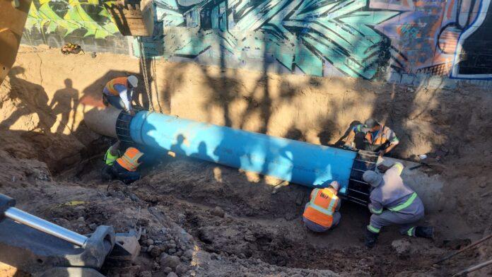 REPONE CESPM TUBERÍA DE AGUA POTABLE EN VILLA COLONIAL PARA MEJORAR EL SUMINISTRO. lasnoticias.info