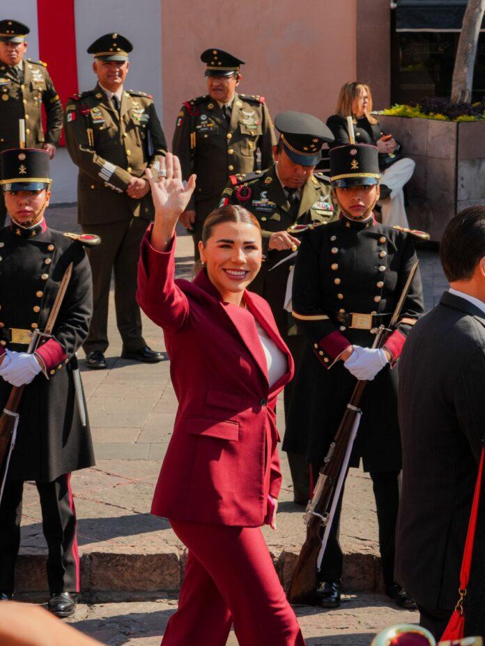 ASISTE GOBERNADORA MARINA DEL PILAR A LA CONMEMORACIÓN DEL 108 ANIVERSARIO DE LA CONSTITUCIÓN EN HISTÓRICA UNIDAD NACIONAL. lasnoticias.info