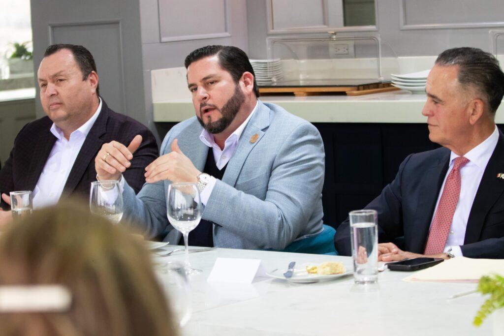 Fortalece Ismael Burgueño lazos de cooperación con el Cuerpo Consular Acreditado en el Estado de Baja California.lasnoticias.info