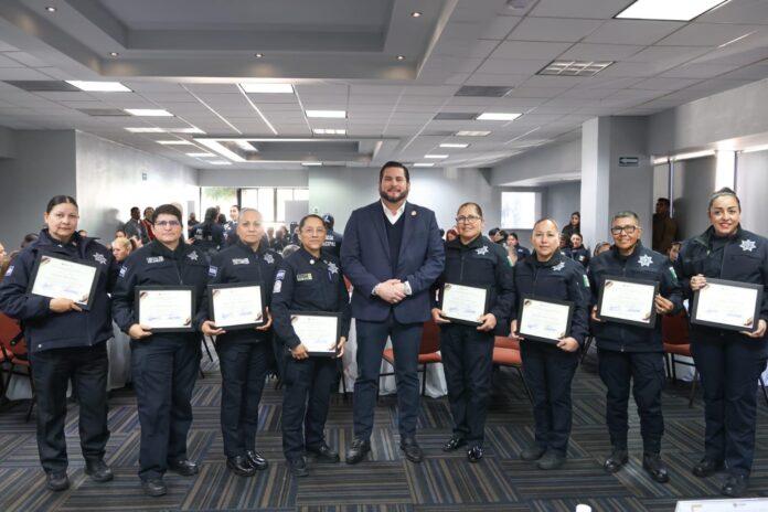 Reconoce Ismael Burgueño trayectoria y profesionalismo de mujeres policías.lasnoticias.info