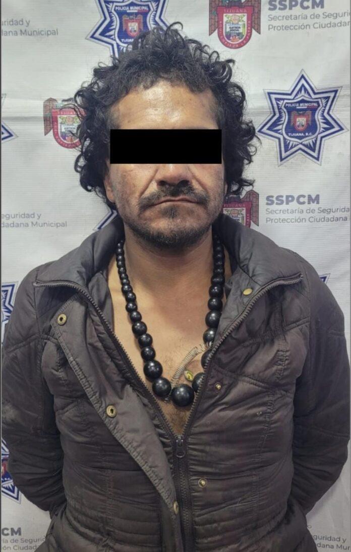 Aseguran elementos de la SSPCM a individuo con arma larga.lasnoticias.info