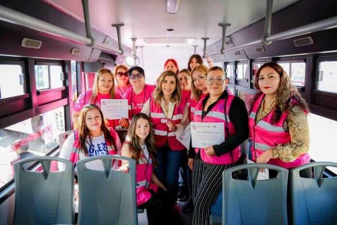 “MUJERES AL VOLANTE” TRANSFORMA VIDAS DE MÁS DE 100 CONDUCTORAS IMPULSADAS POR LA GOBERNADORA MARINA DEL PILAR.lasnoticias.info