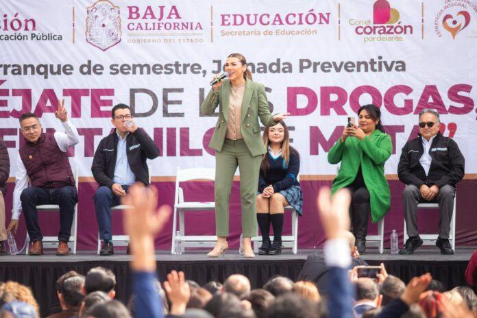 ALCANZA ESTRATEGIA NACIONAL “ALÉJATE DE LAS DROGAS: EL FENTANILO TE MATA” A MÁS DE 332 MIL ESTUDIANTES EN BC: GOBERNADORA MARINA DEL PILAR.lasnoticias.info