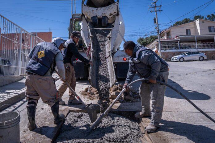 CESPTE INFORMA AVANCES DEL PROGRAMA “BACHEO POR DELANTE 2025” EN DIVERSAS COLONIAS DE TECATE.lasnoticias.info