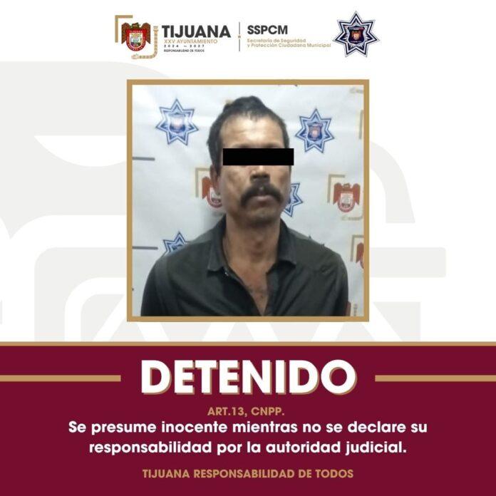 Asegura Policía Municipal de Tijuana a persona con fusil de asalto .lasnoticias.info