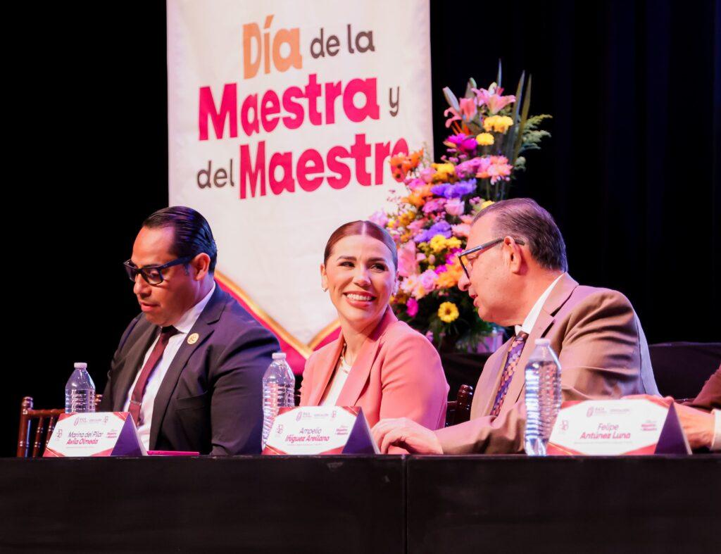 RECONOCE GOBERNADORA MARINA DEL PILAR ENTREGA DEL MAGISTERIO CON APOYOS QUE HONRAN SU TRAYECTORIA.lasnoticias.info