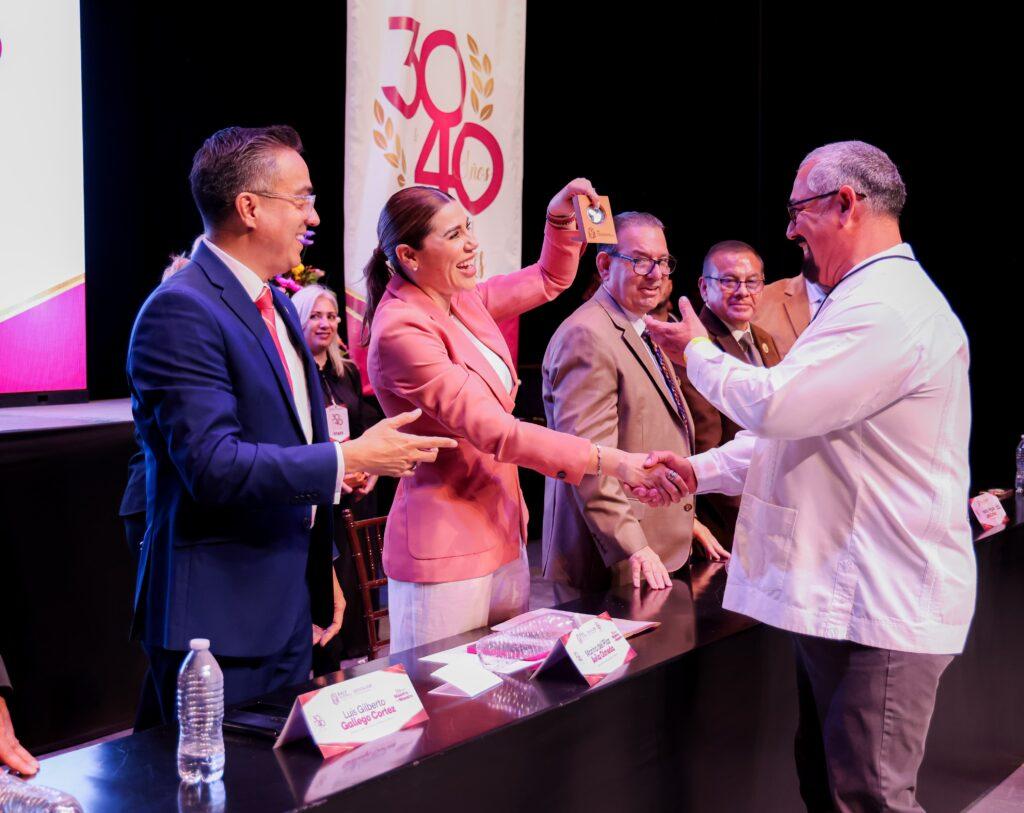 RECONOCE GOBERNADORA MARINA DEL PILAR ENTREGA DEL MAGISTERIO CON APOYOS QUE HONRAN SU TRAYECTORIA.lasnoticias.info