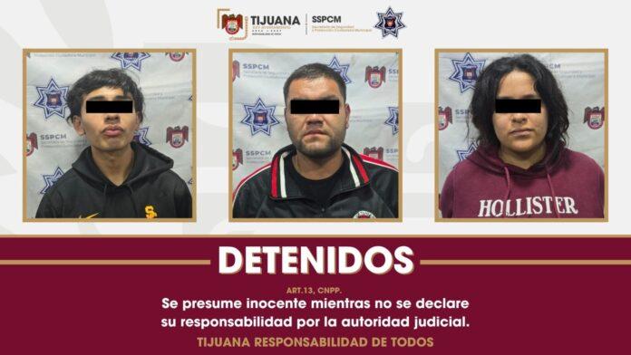 Detiene Policía Municipal a cuatro personas y confisca arma de fuego