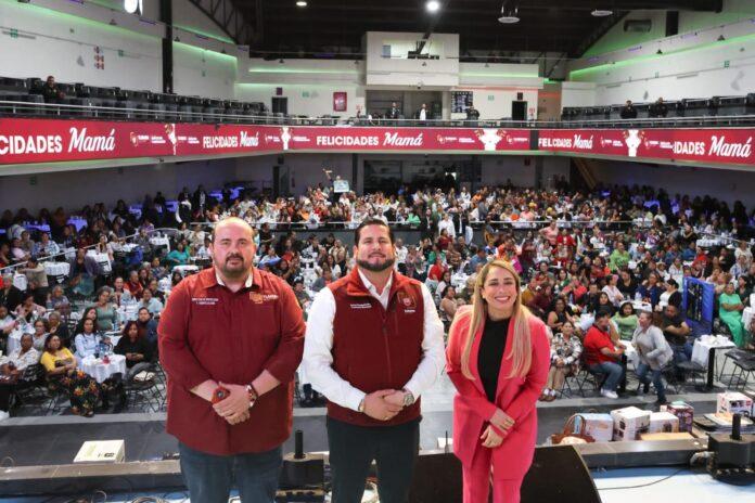 Celebra XXV Ayuntamiento de Tijuana a madres de familia líderes de comunidades