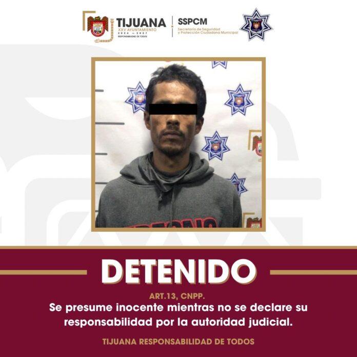 Arresta Policía Municipal a sujeto por robo con violencia en flagrancia y portación de arma de fuego.lasnoticias.info