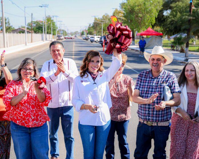 ATIENDE GOBERNADORA MARINA DEL PILAR ZONA PRIORITARIA DEL VALLE DE MEXICALI CON OBRAS DE PAVIMENTACIÓN CARRETERA.lasnoticias.info