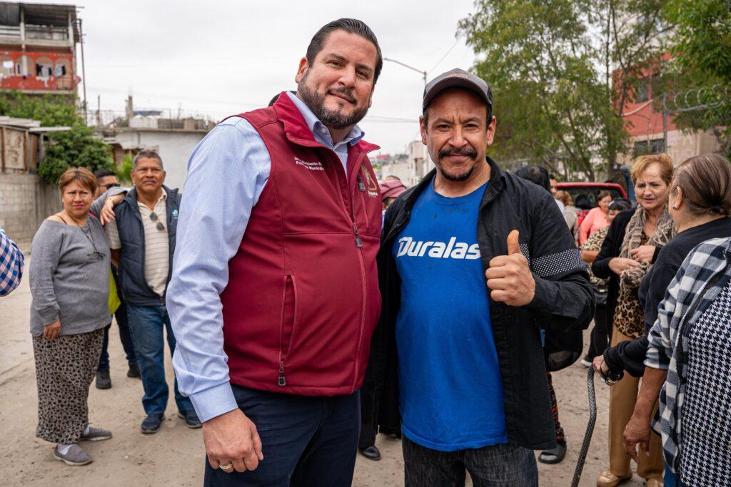 Recorre Ismael Burgueño colonias beneficiadas con el programa ‘Tijuana, Ciudad Limpia’.lasnoticias.info