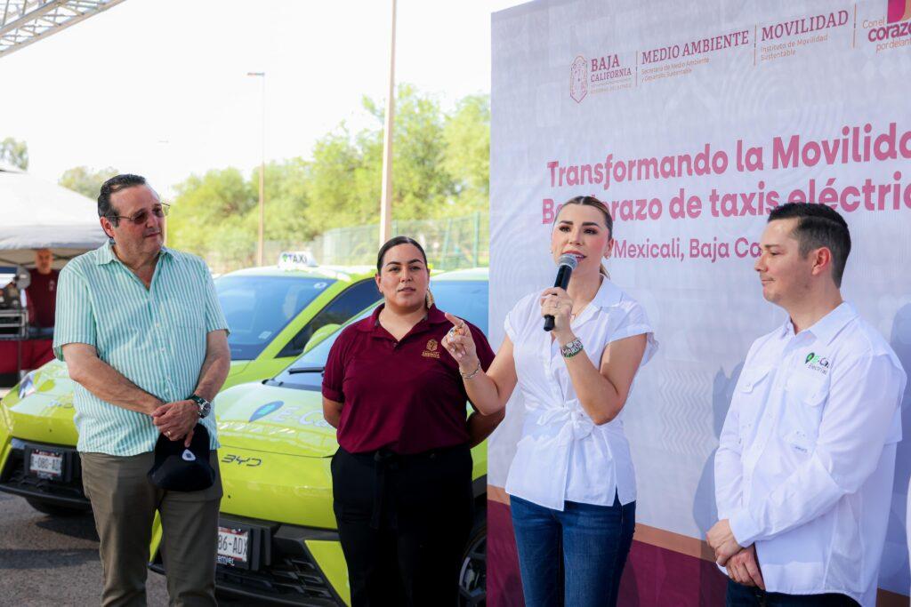BAJA CALIFORNIA SIENTA LAS BASES DE ELECTROMOVILIDAD CON PRIMEROS TAXIS ELÉCTRICOS: GOBERNADORA MARINA DEL PILAR.lasnoticias.info