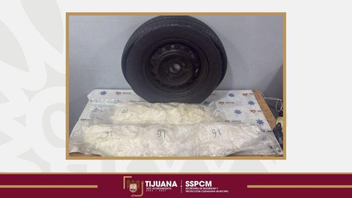 Decomisa Policía Municipal de Tijuana más de 11 kilos de ‘cristal’ tras atender caso de ‘mula ciega’