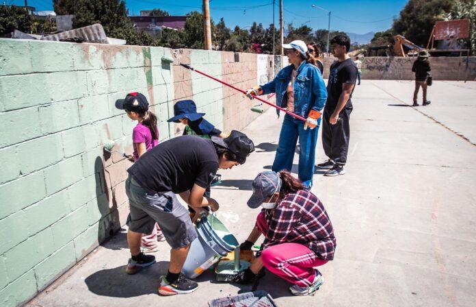 Refuerza Gobierno Municipal acciones de mejoramiento urbano en el Ejido Ojo del Agua, y las colonias Jardín Dorado y El Pípila