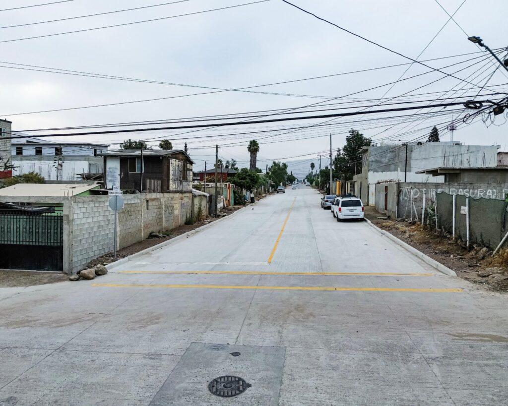 REFUERZA MARINA DEL PILAR LA ESTRATEGIA CORAZONES EN TIJUANA CON MÁS CALLES PAVIMENTADAS Y REDES DE AGUA.lasnoticias.info