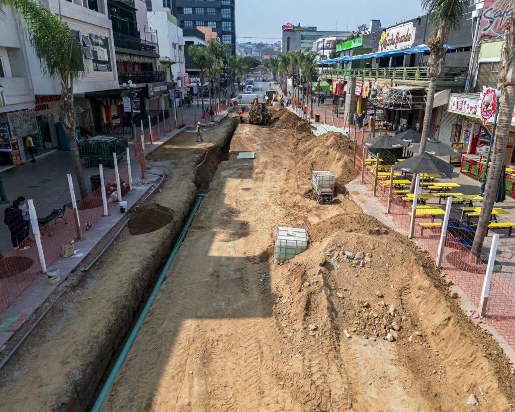 REFUERZA MARINA DEL PILAR LA ESTRATEGIA CORAZONES EN TIJUANA CON MÁS CALLES PAVIMENTADAS Y REDES DE AGUA.lasnoticias.info