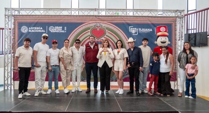 Participa Ismael Burgueño en presentación del billete de Lotería Nacional en honor a la comunidad migrante